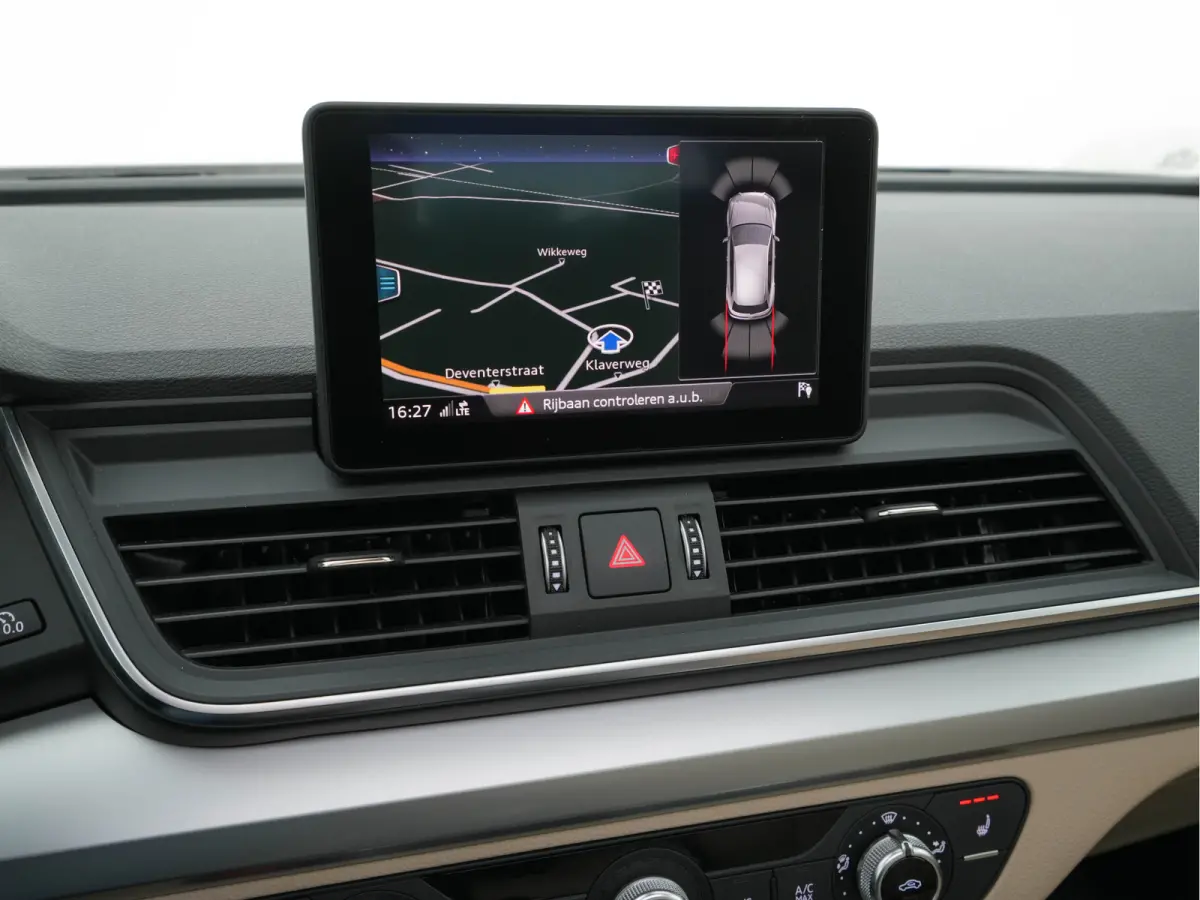 2.0 TDI Pro Line *PANO | XENON | LEATHER | NAVI-FULLMAP | HEATED-COMFORTSEATS | ECC | KEYLESS | PDC | CRUISE | 20''ALU*