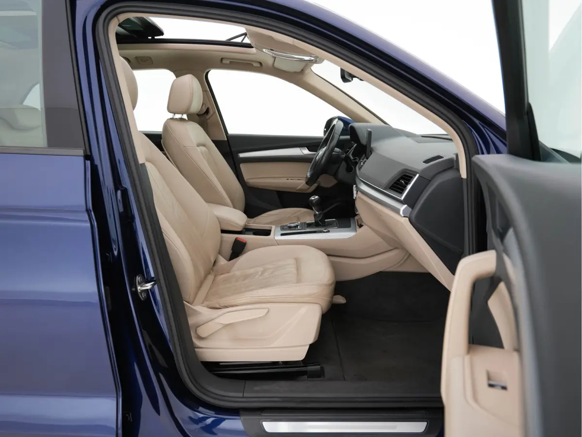 2.0 TDI Pro Line *PANO | XENON | LEATHER | NAVI-FULLMAP | HEATED-COMFORTSEATS | ECC | KEYLESS | PDC | CRUISE | 20''ALU*