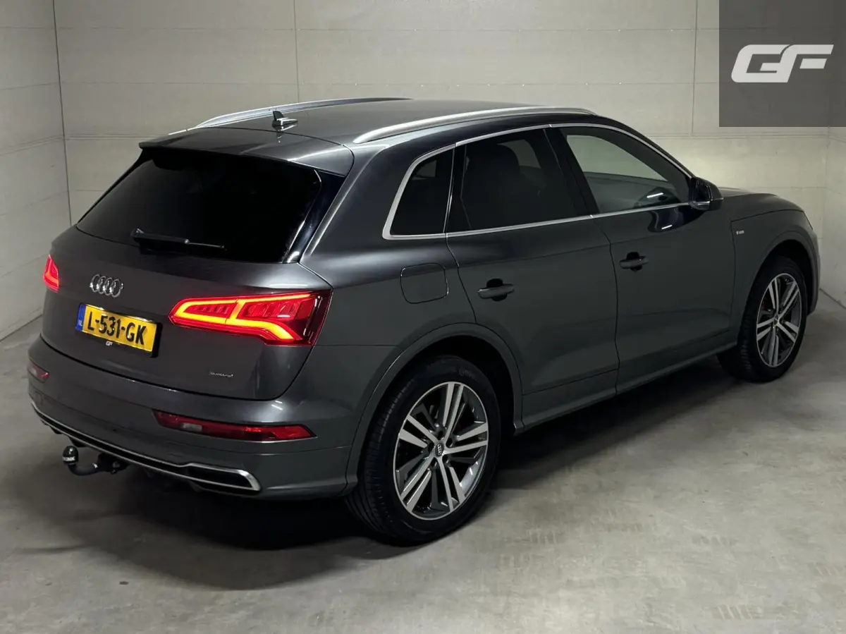 2.0 TFSI quattro Sport 3x S-Line Virtuel Navi Trekh.