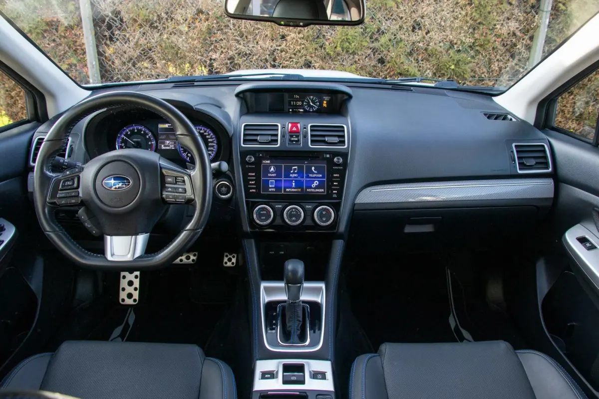 1.6 GT-S Premium | Eyesight | Navigatie | Lederen bekleding |