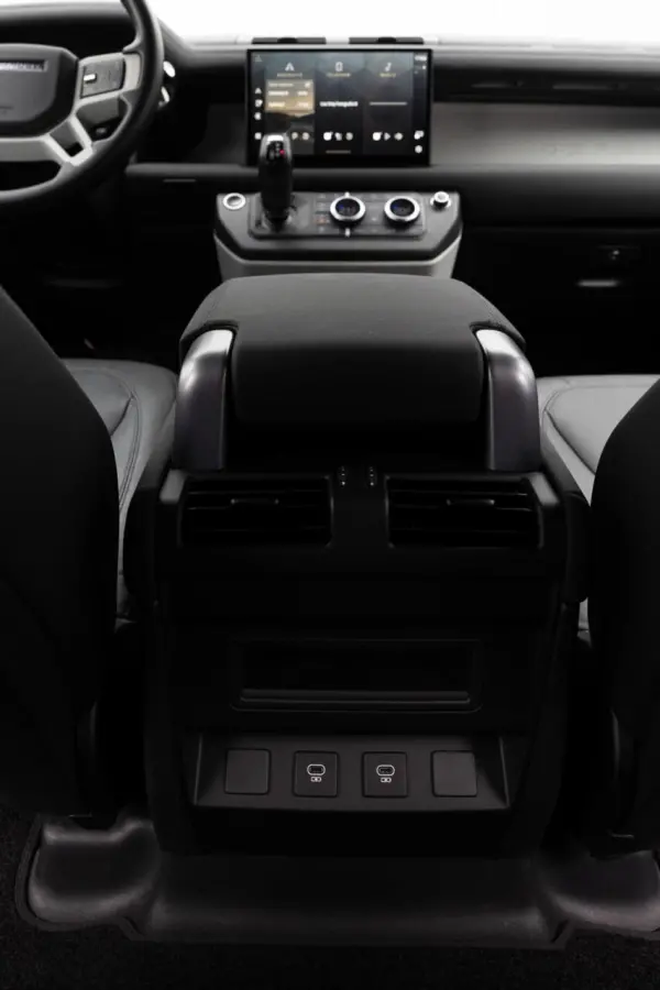 3.0 D250 MHEV SE