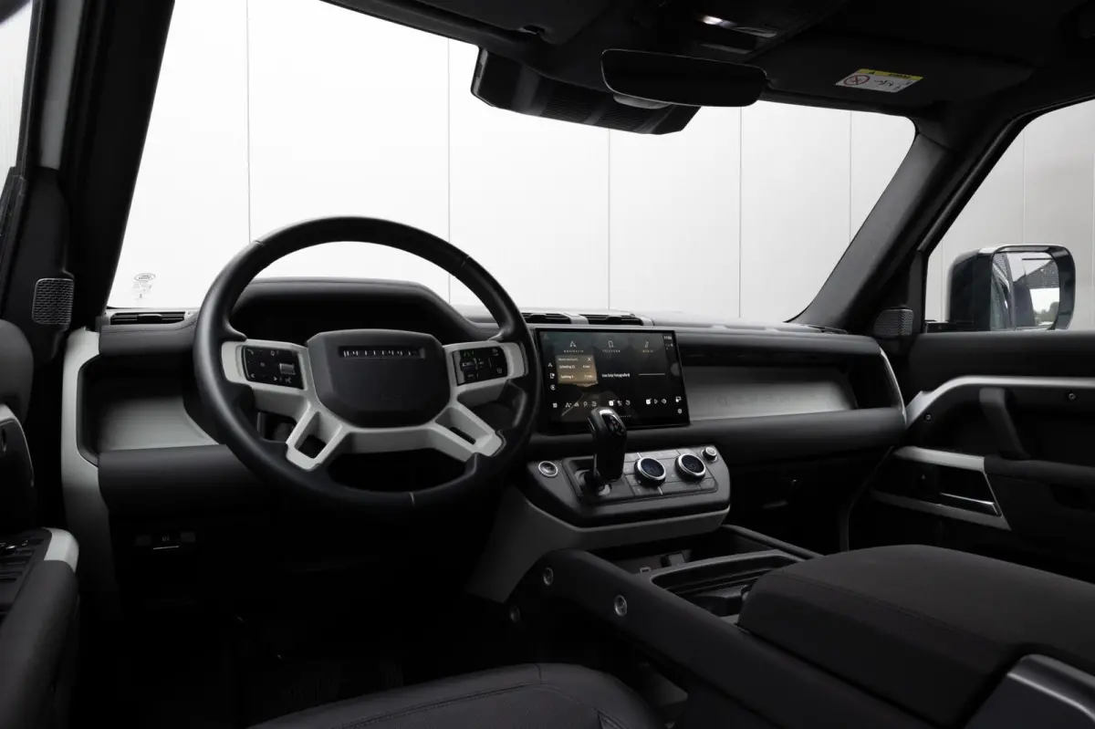 3.0 D250 MHEV SE