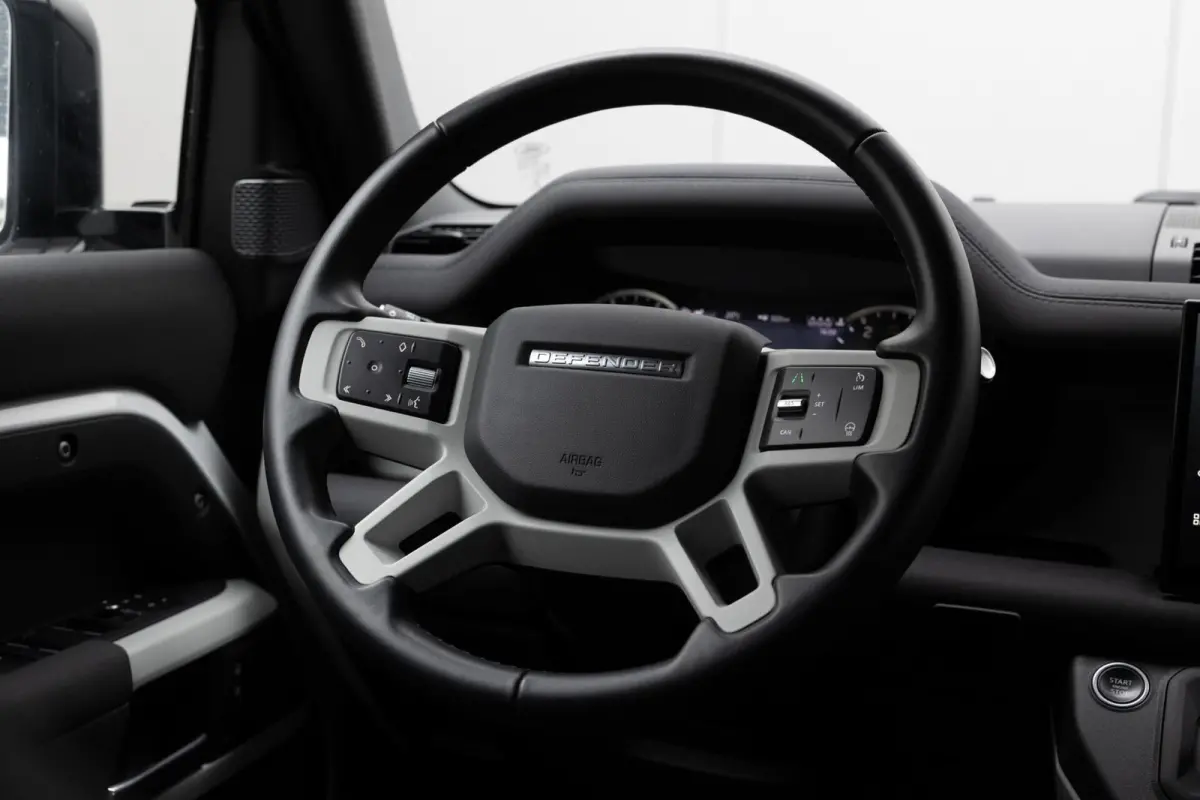 3.0 D250 MHEV SE