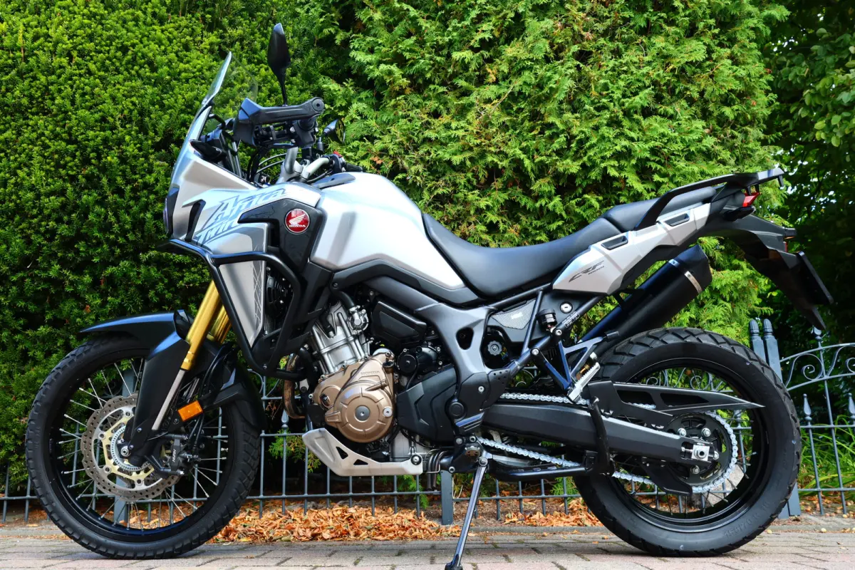AFRICA TWIN CRF 1000 DCT ABS