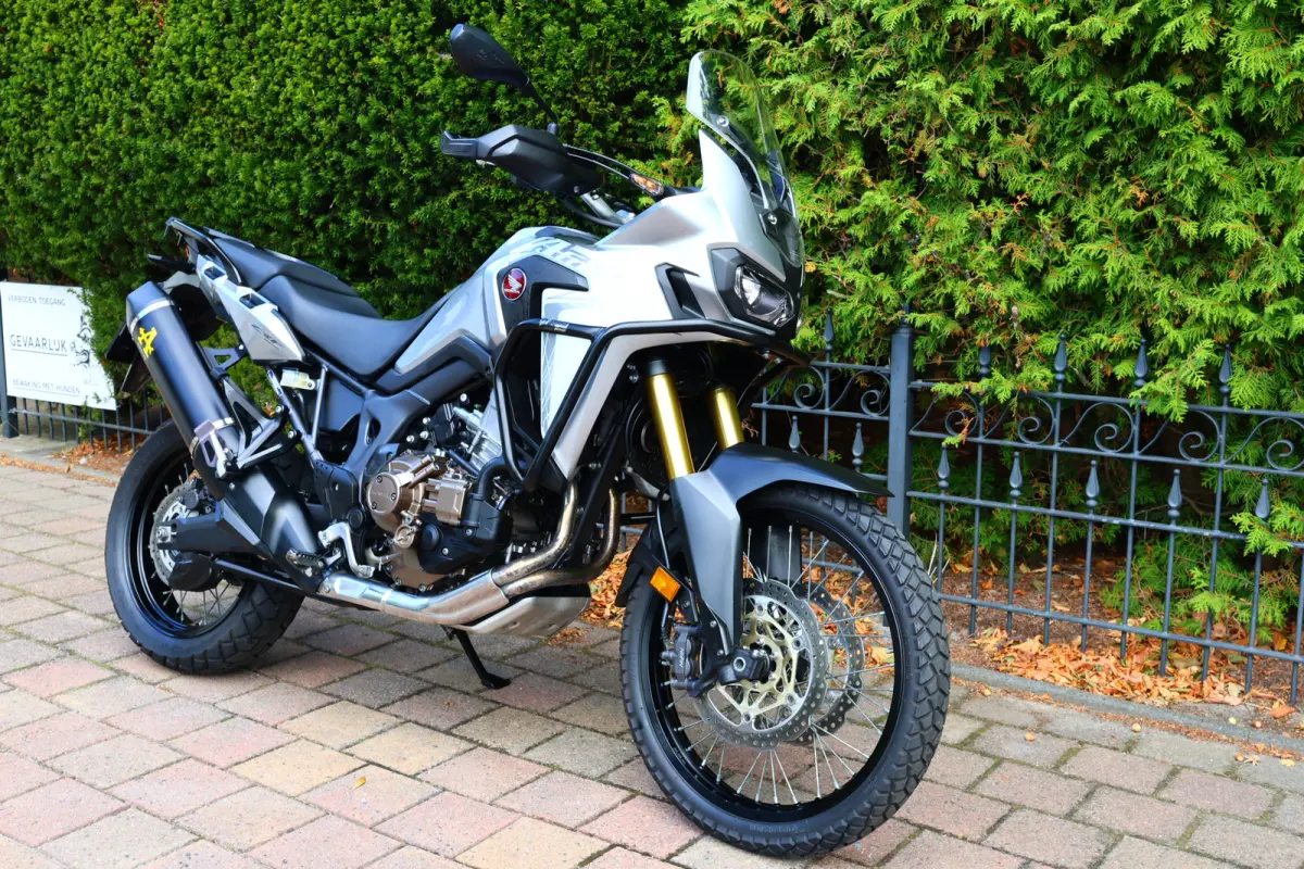 AFRICA TWIN CRF 1000 DCT ABS