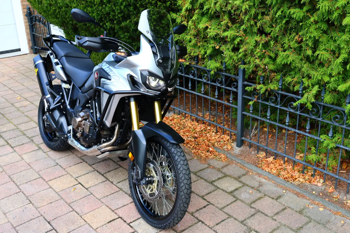 AFRICA TWIN CRF 1000 DCT ABS