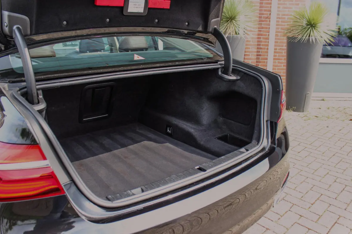 740i High Executive | 2e eigenaar | Driving Assistant Plus | Innovation pakket | Massage | Dodehoekdetectie | Adaptieve cruise | 360 camera | Stoelventilatie | Gesture control