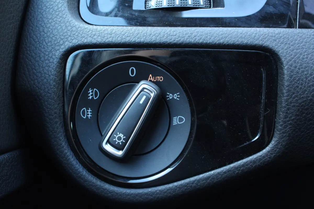 1.4 TSI DSG Highline CARPLAY MASSAGE XENON LEER STUURVW NAV '16