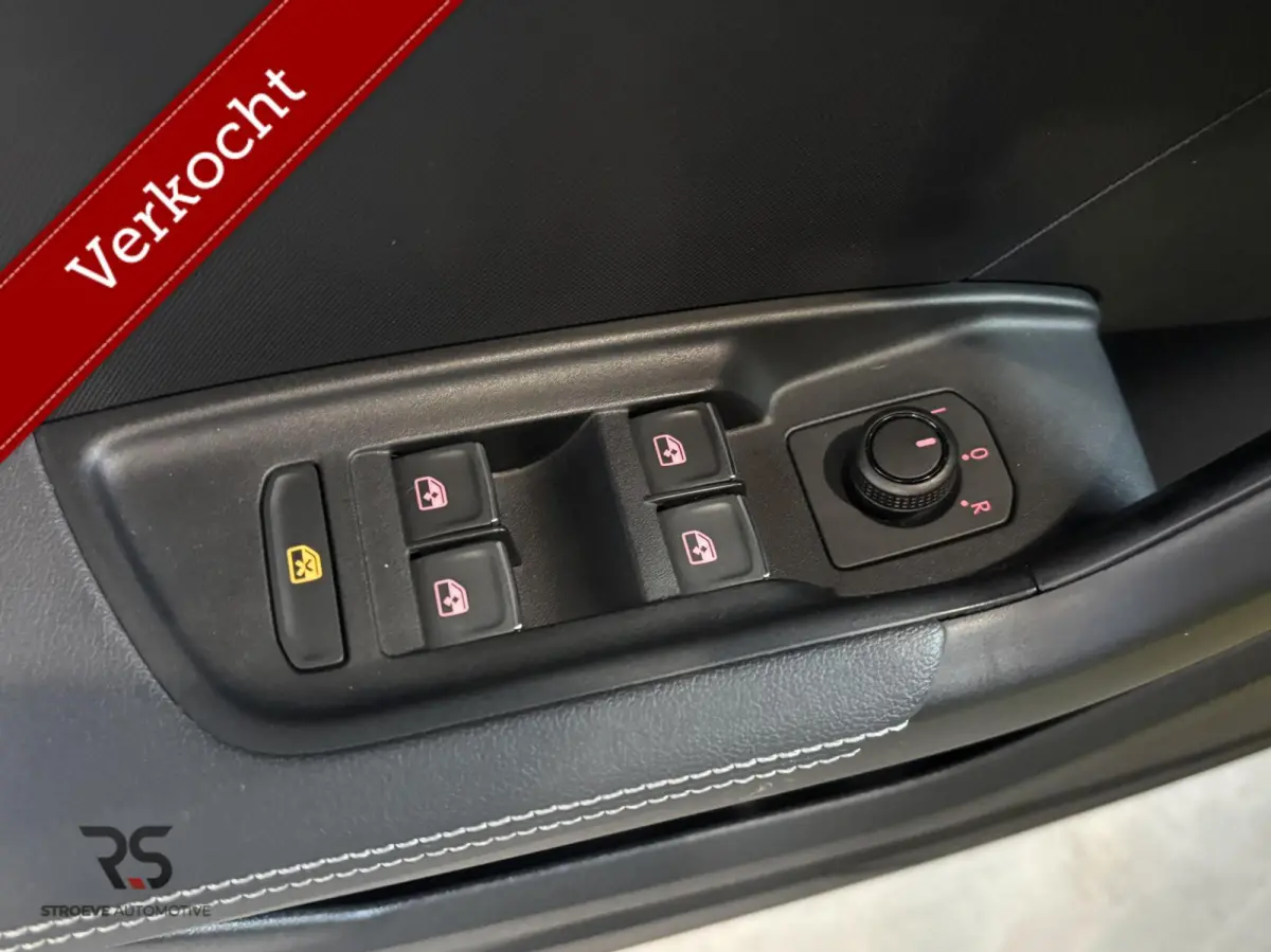 30 TFSI S-Tronic S-Line Edition One | Navi | Matrix | Virtual Dash | PDC | CarPlay | Clima | DAB | Stoelverw. |