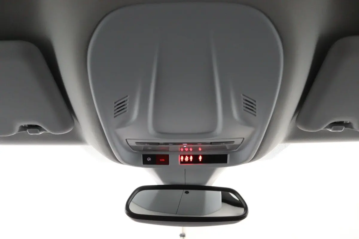 1.2 Turbo Bus. Exec*CAMERA*AUTOM*NAVI*CRUISE*ECC
