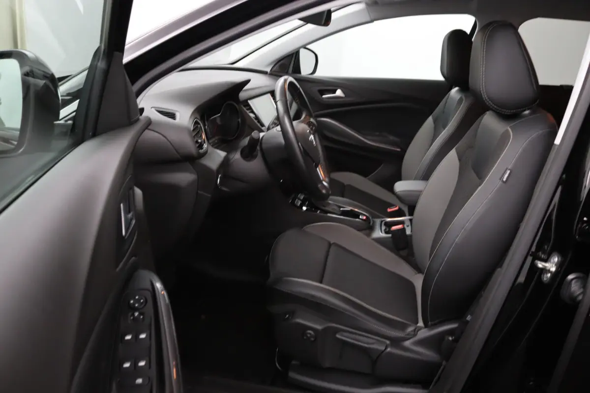 1.2 Turbo Bus. Exec*CAMERA*AUTOM*NAVI*CRUISE*ECC