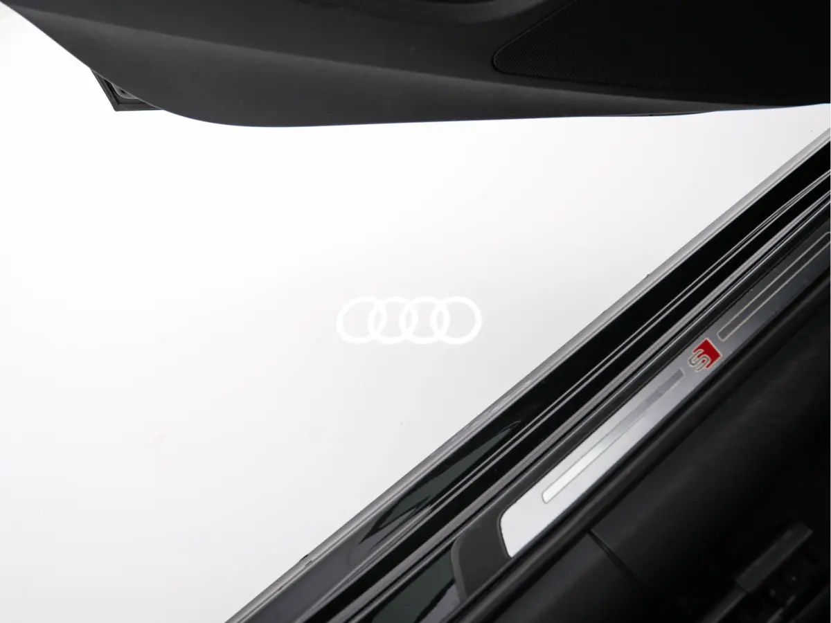 1.5 TFSI CoD S-Line Edition Aut. *FULL-LED | LEATHER-FABRIC | NAVI-FULLMAP | SPORTSEATS | AUDI-SOUND | ECC | PDC | PRIVACYGLASS | CRUISE | 18''ALU*