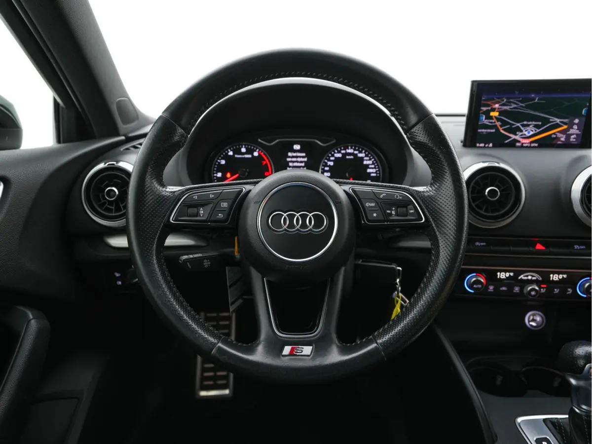 1.5 TFSI CoD S-Line Edition Aut. *FULL-LED | LEATHER-FABRIC | NAVI-FULLMAP | SPORTSEATS | AUDI-SOUND | ECC | PDC | PRIVACYGLASS | CRUISE | 18''ALU*