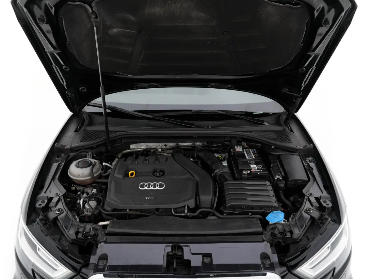 1.5 TFSI CoD S-Line Edition Aut. *FULL-LED | LEATHER-FABRIC | NAVI-FULLMAP | SPORTSEATS | AUDI-SOUND | ECC | PDC | PRIVACYGLASS | CRUISE | 18''ALU*