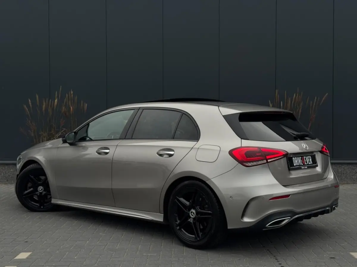 220 AMG M2020 PANO NAVI CAMERA PDC SPORTVELGEN