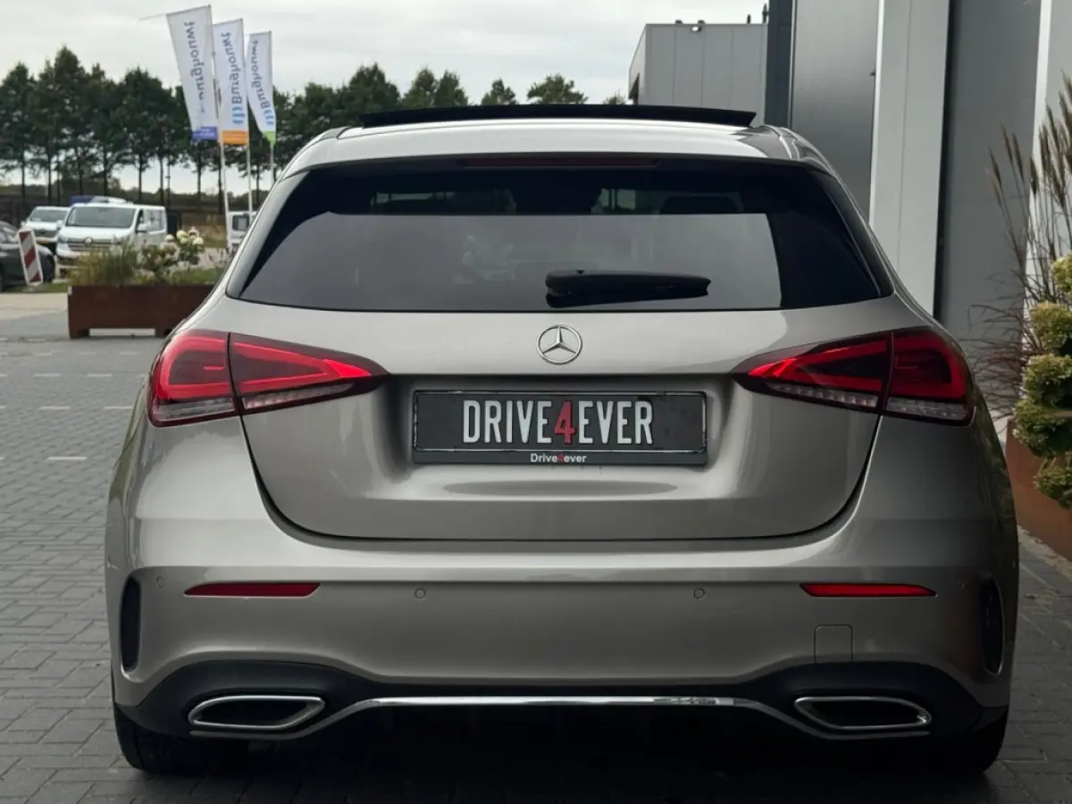 220 AMG M2020 PANO NAVI CAMERA PDC SPORTVELGEN