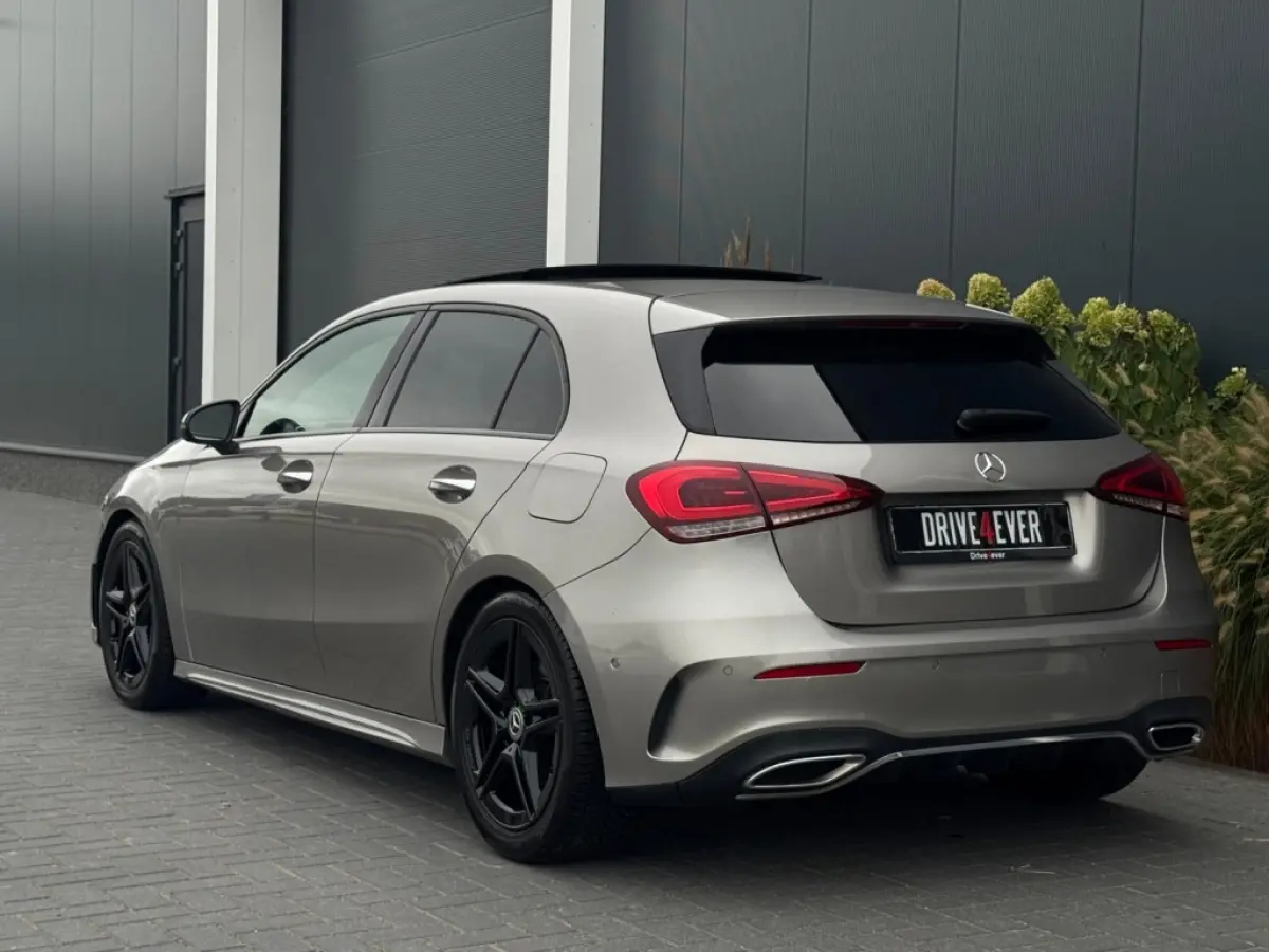 220 AMG M2020 PANO NAVI CAMERA PDC SPORTVELGEN