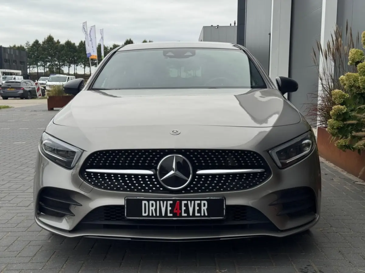 220 AMG M2020 PANO NAVI CAMERA PDC SPORTVELGEN
