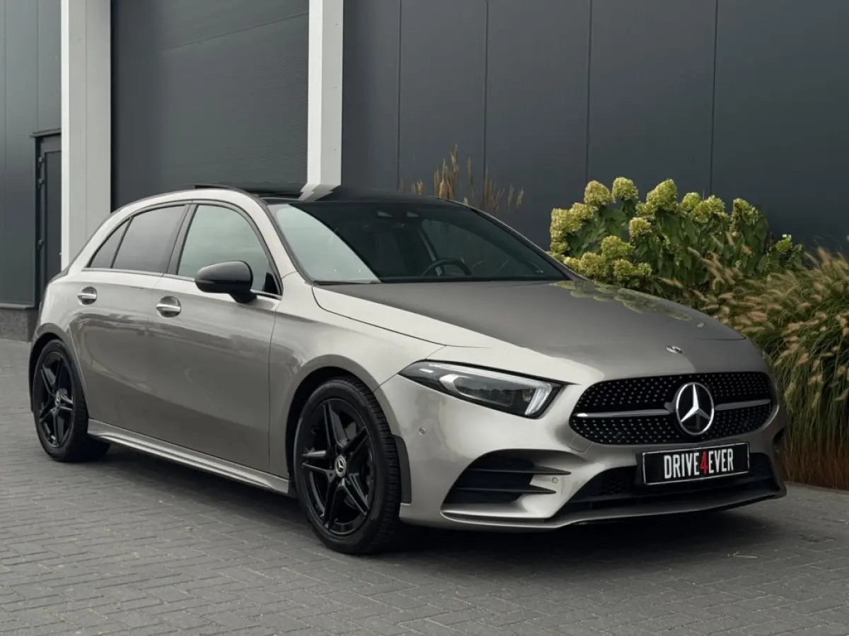 220 AMG M2020 PANO NAVI CAMERA PDC SPORTVELGEN