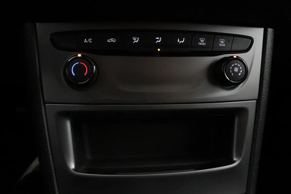 1.0 Turbo 120 Jaar Edition*A/C*NAVI*CRUISE*LED*