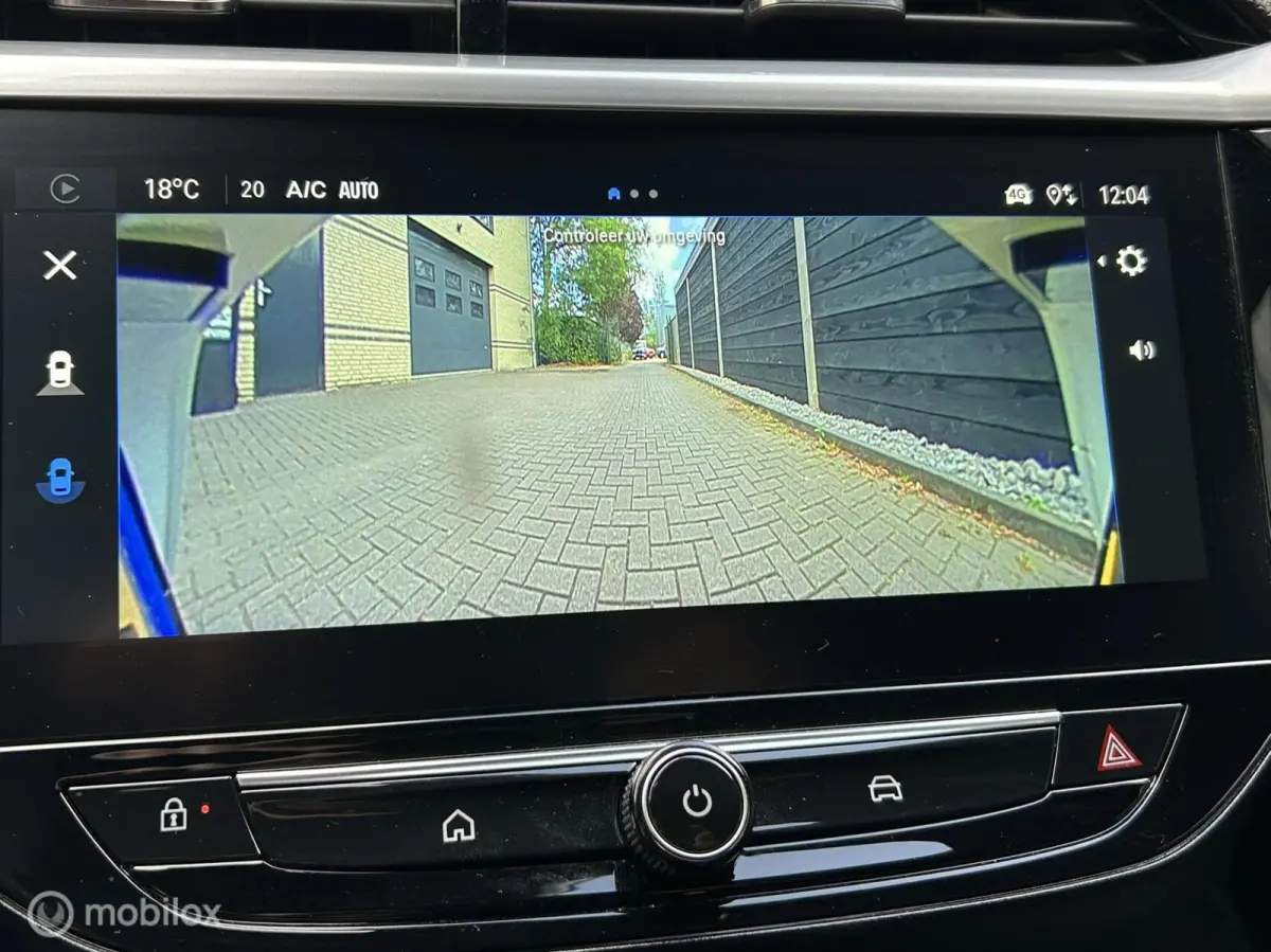 1.2 Turbo GS 100 PK clima / fm nav + carplay / 17" lm / LED
