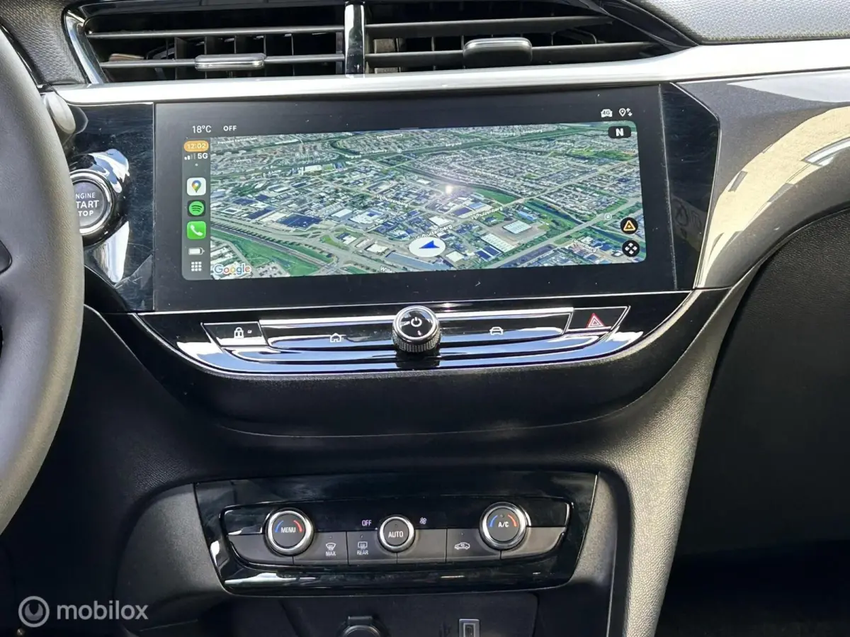 1.2 Turbo GS 100 PK clima / fm nav + carplay / 17" lm / LED