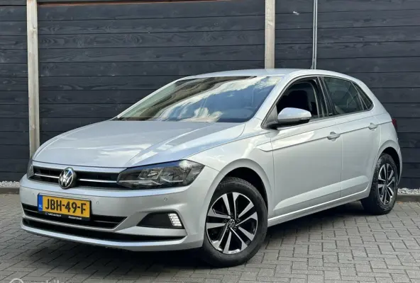 1.0 TSI 95 PK United FM nav / carplay / LM / 52.107 KM 1e eig.