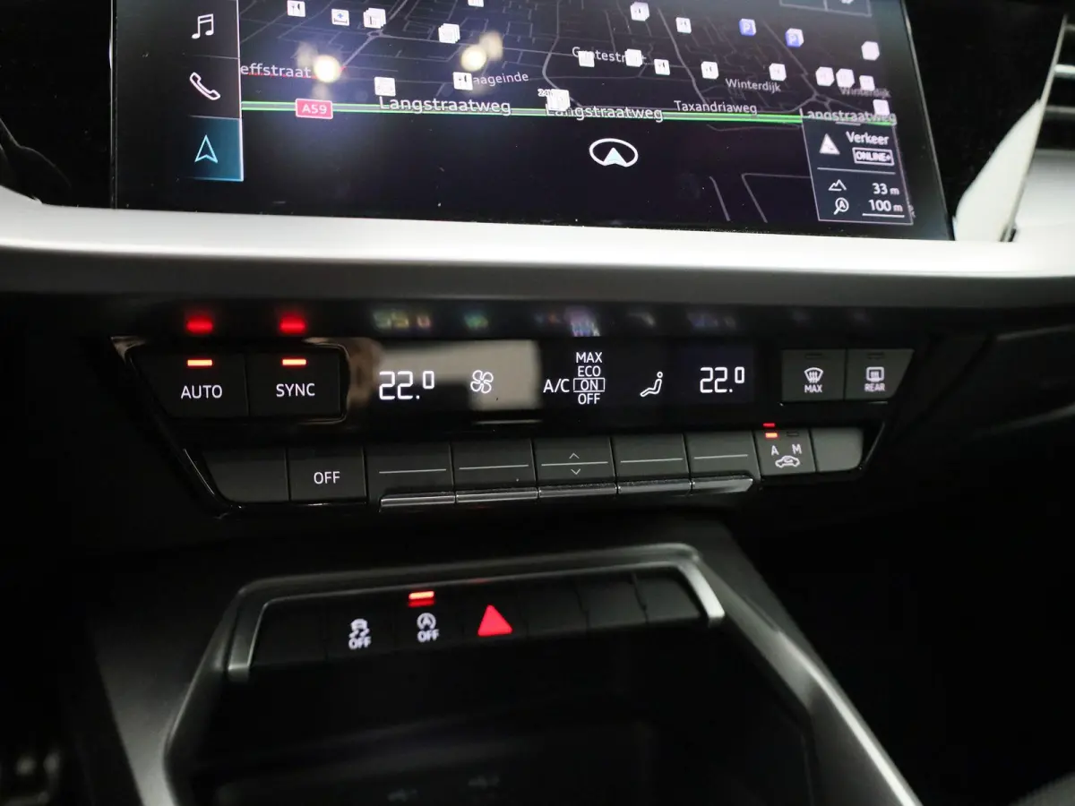 30 TFSI S edition | S-line l MMI Navigatie l Apple Carplay | Android Auto l Climate Control l LED koplampen l Lichtpakket ambient lighting l Sportonderstel l Dimbare binnenspiegel l Parkeerh