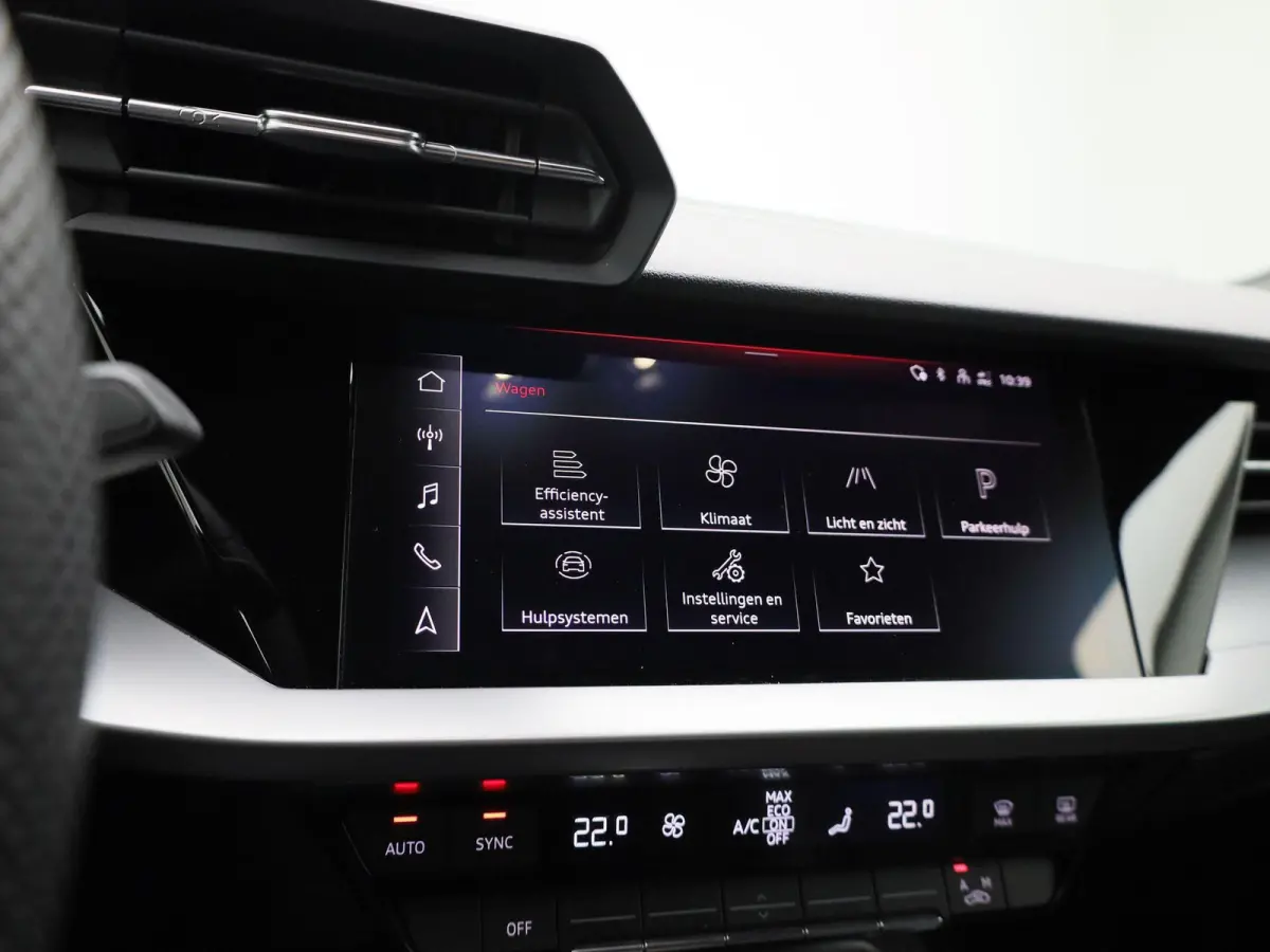 30 TFSI S edition | S-line l MMI Navigatie l Apple Carplay | Android Auto l Climate Control l LED koplampen l Lichtpakket ambient lighting l Sportonderstel l Dimbare binnenspiegel l Parkeerh