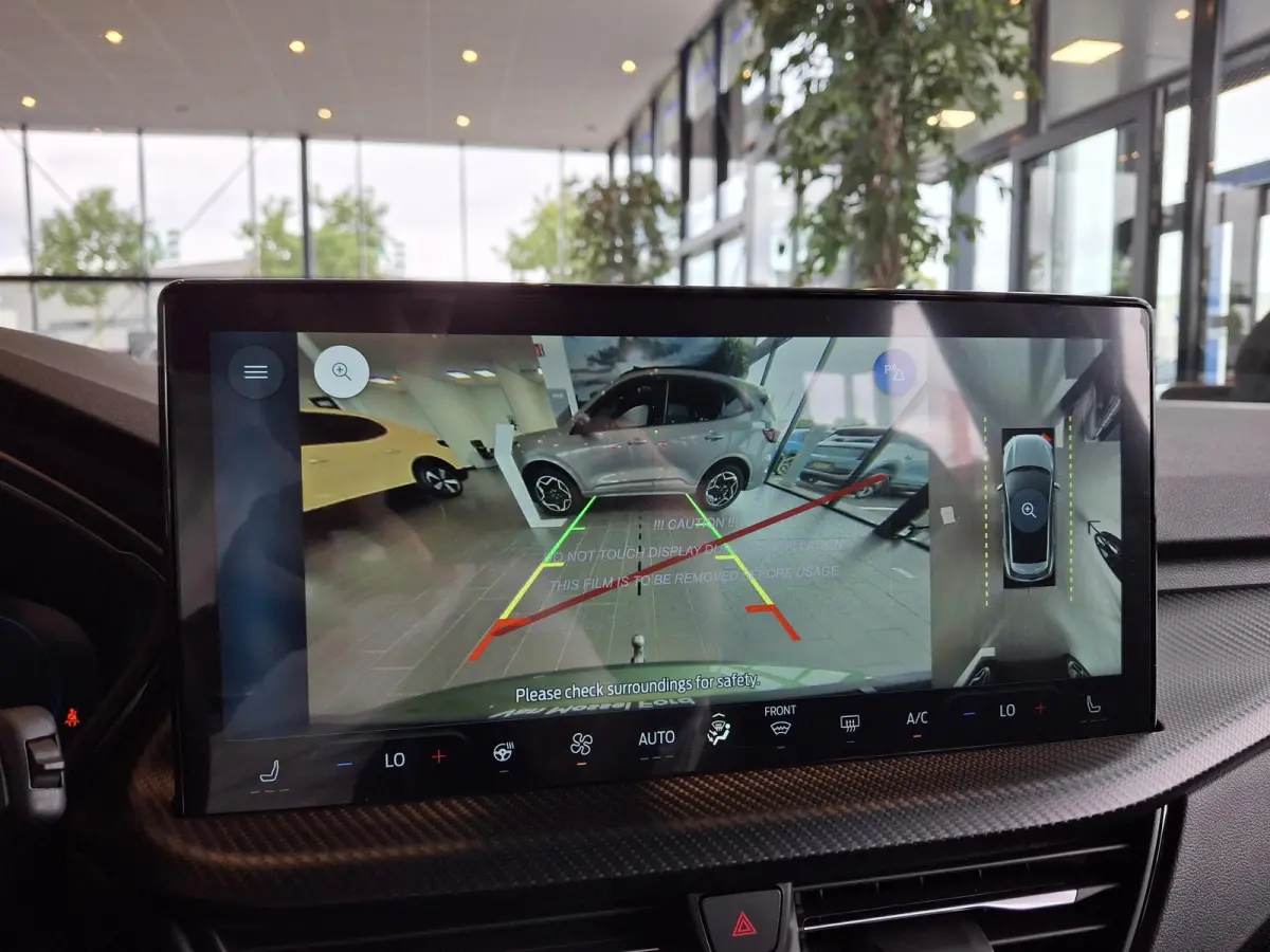 2.5 PHEV ST-Line X | 243PK | Verwarmbare stoelen voor+achter | Elektrische voorruitverwarming | Elektrische trekhaak | Memory | 360 Camera | Adaptive Cruise |