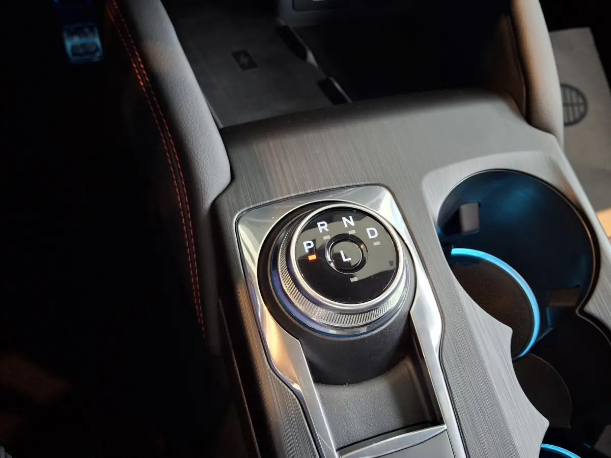 2.5 PHEV ST-Line X | 243PK | Verwarmbare stoelen voor+achter | Elektrische voorruitverwarming | Elektrische trekhaak | Memory | 360 Camera | Adaptive Cruise |