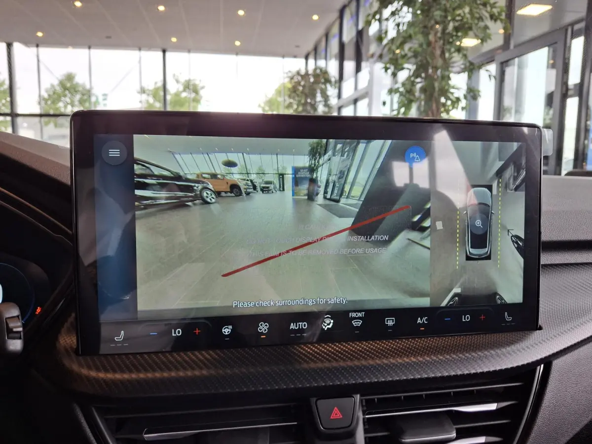 2.5 PHEV ST-Line X | 243PK | Verwarmbare stoelen voor+achter | Elektrische voorruitverwarming | Elektrische trekhaak | Memory | 360 Camera | Adaptive Cruise |