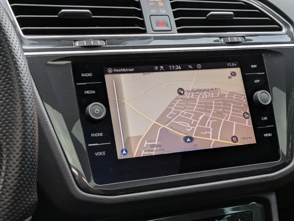 1.4 TSI eHybrid R-Line|Panodak|Leder|Memory|360-Camera|Adapt.Cruise|Matrix-LED|34.600km
