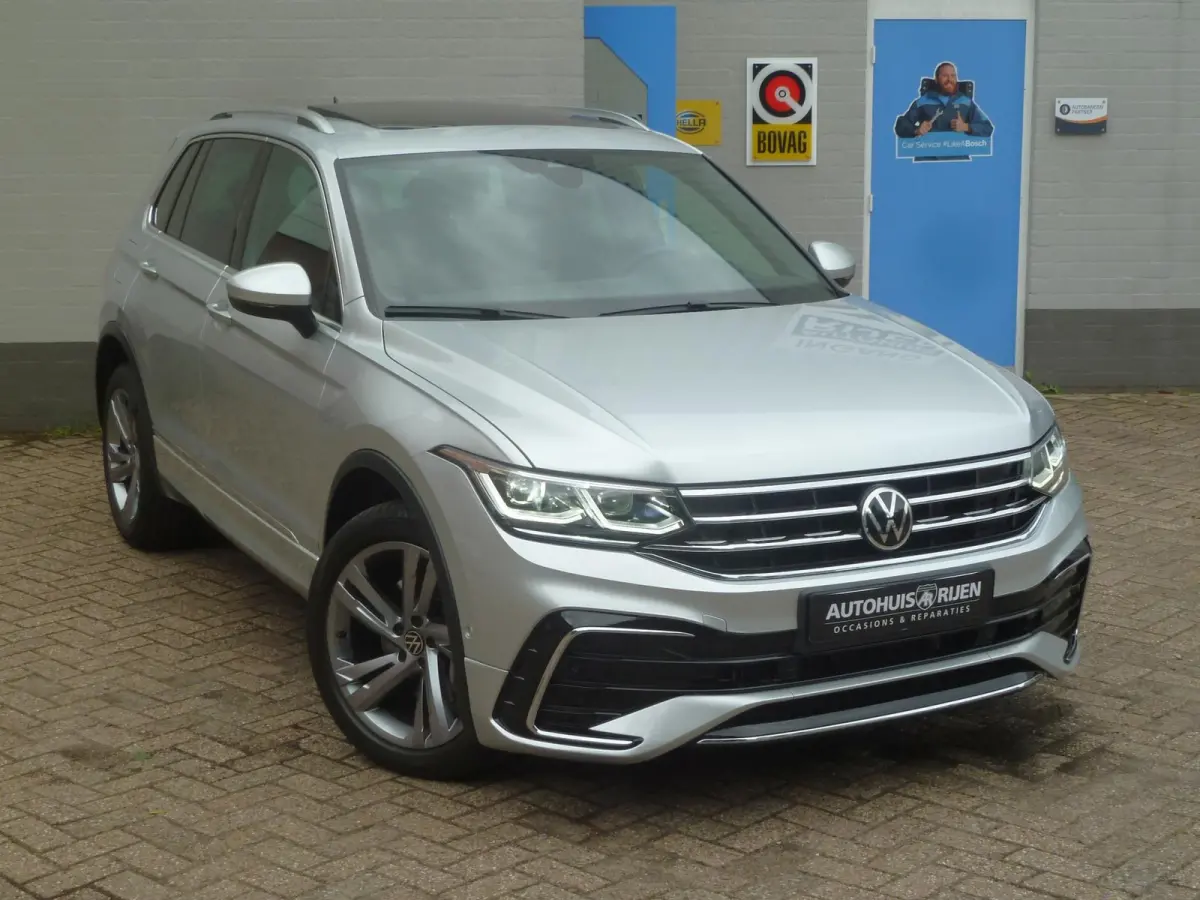 1.4 TSI eHybrid R-Line|Panodak|Leder|Memory|360-Camera|Adapt.Cruise|Matrix-LED|34.600km