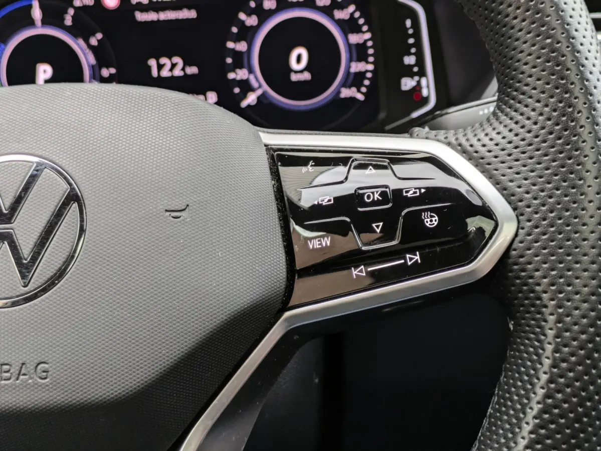 1.4 TSI eHybrid R-Line|Panodak|Leder|Memory|360-Camera|Adapt.Cruise|Matrix-LED|34.600km