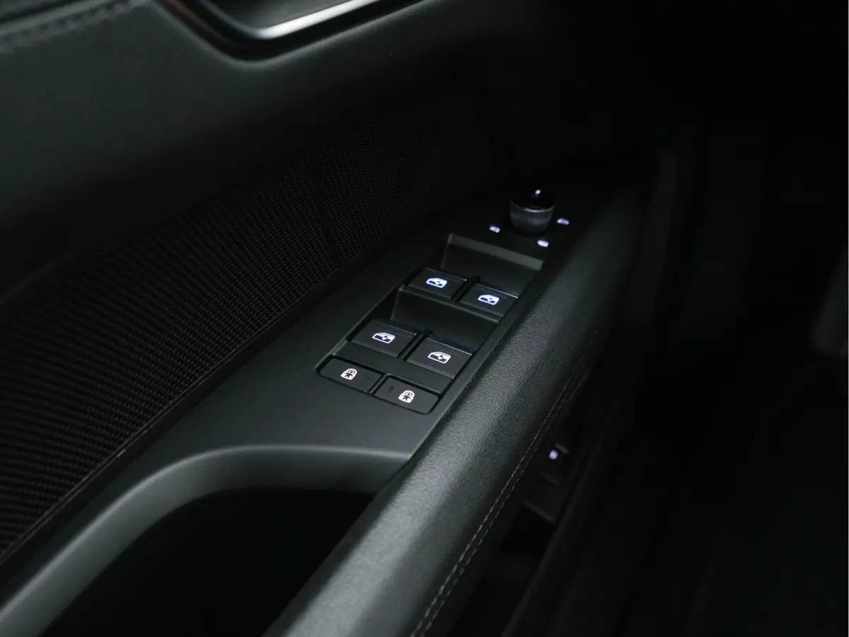 93 kWh Quattro (3-Fase-11 kW) {SOH-93%} (INCL-BTW) *HEATPUMP | PANO | FULL-LED | LEATHER | AUDI-SOUND | DIGI-COCKPIT | NAVI-FULLMAP | HEATED-SPORTSEATS | TOPVIEW | DAB | KEYLESS | LANE-ASSIS