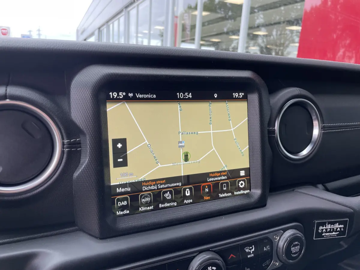 4xe 380 Overland By Irmscher | Leer | Camera's | 20" Velgen | Treeplanken