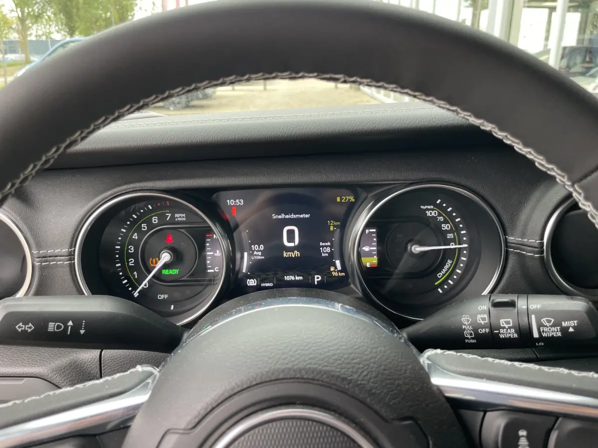 4xe 380 Overland By Irmscher | Leer | Camera's | 20" Velgen | Treeplanken