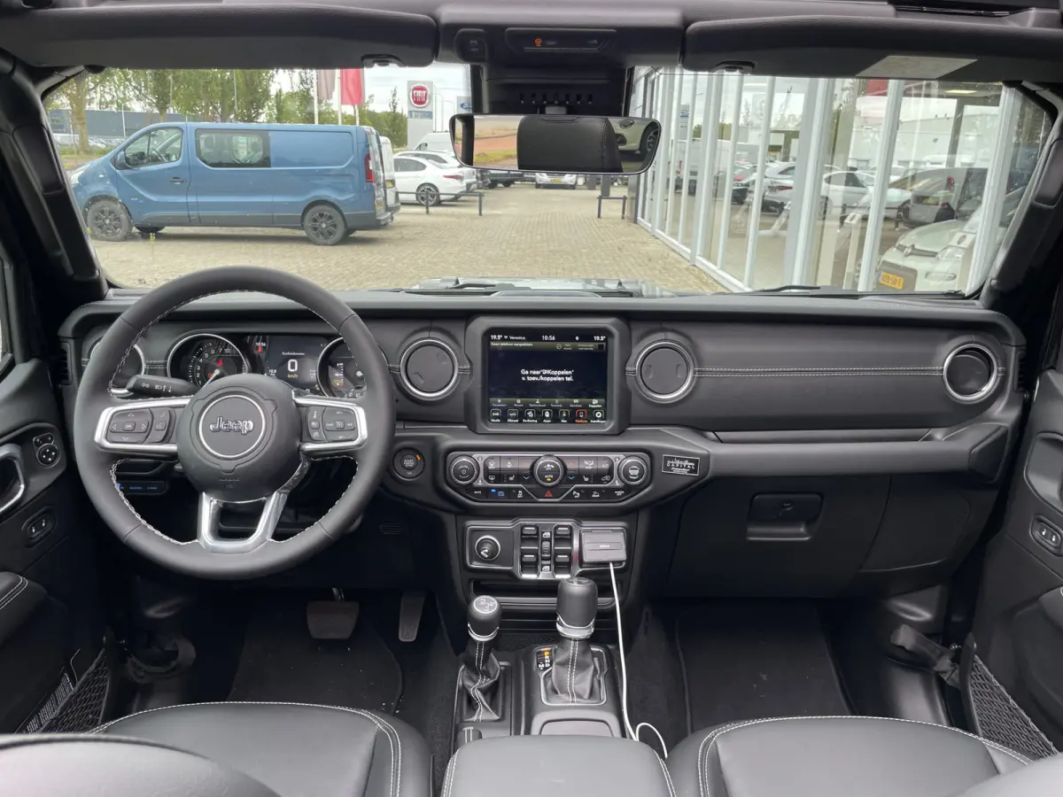 4xe 380 Overland By Irmscher | Leer | Camera's | 20" Velgen | Treeplanken