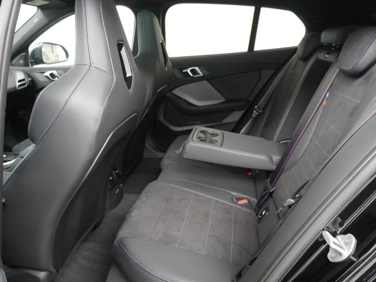 123 xDrive | M Sport Pro | Travel Pack | Harman Kardon |