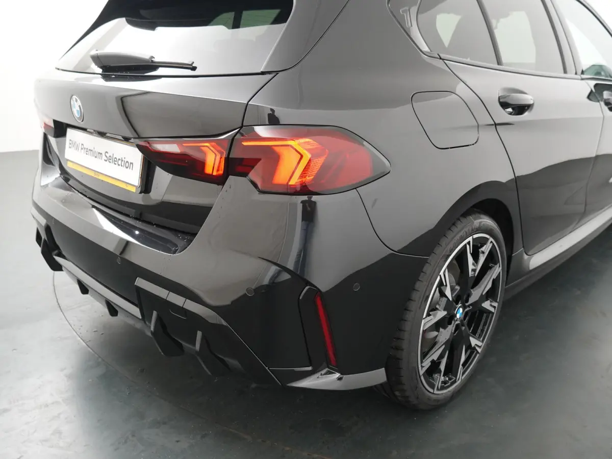 123 xDrive | M Sport Pro | Travel Pack | Harman Kardon |