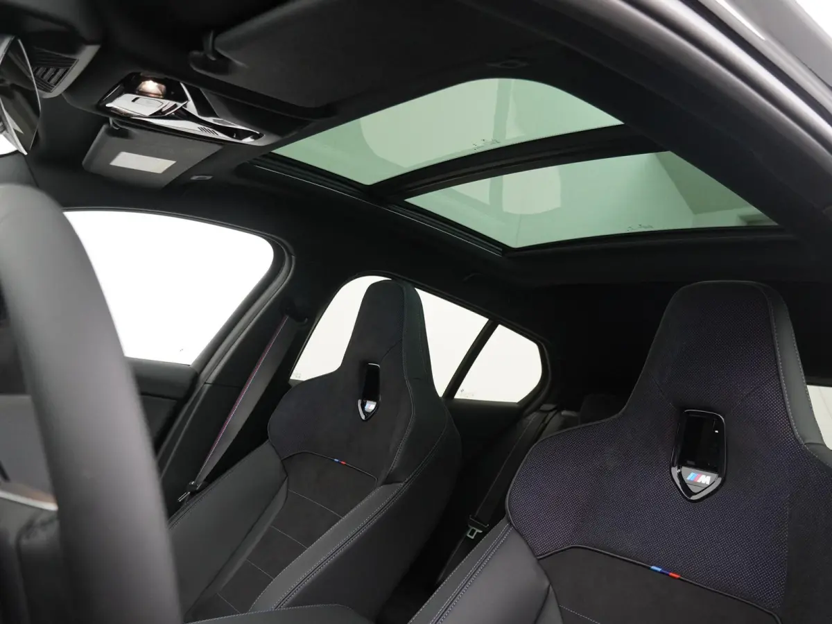 123 xDrive | M Sport Pro | Travel Pack | Harman Kardon |