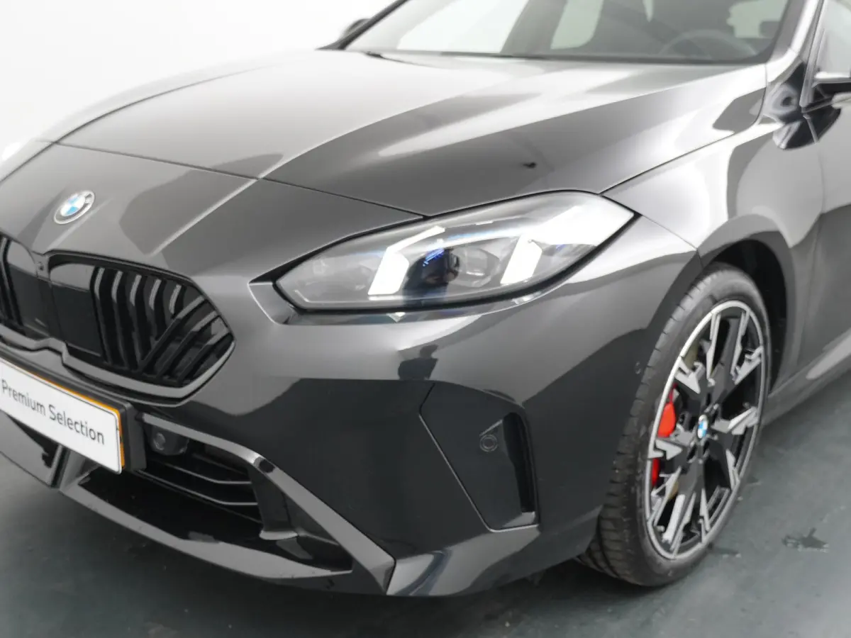 123 xDrive | M Sport Pro | Travel Pack | Harman Kardon |