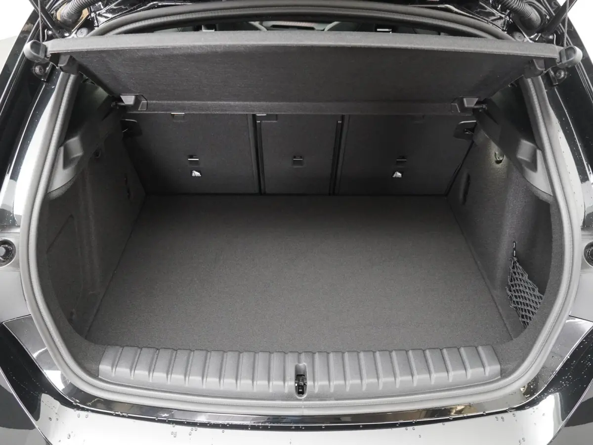 123 xDrive | M Sport Pro | Travel Pack | Harman Kardon |