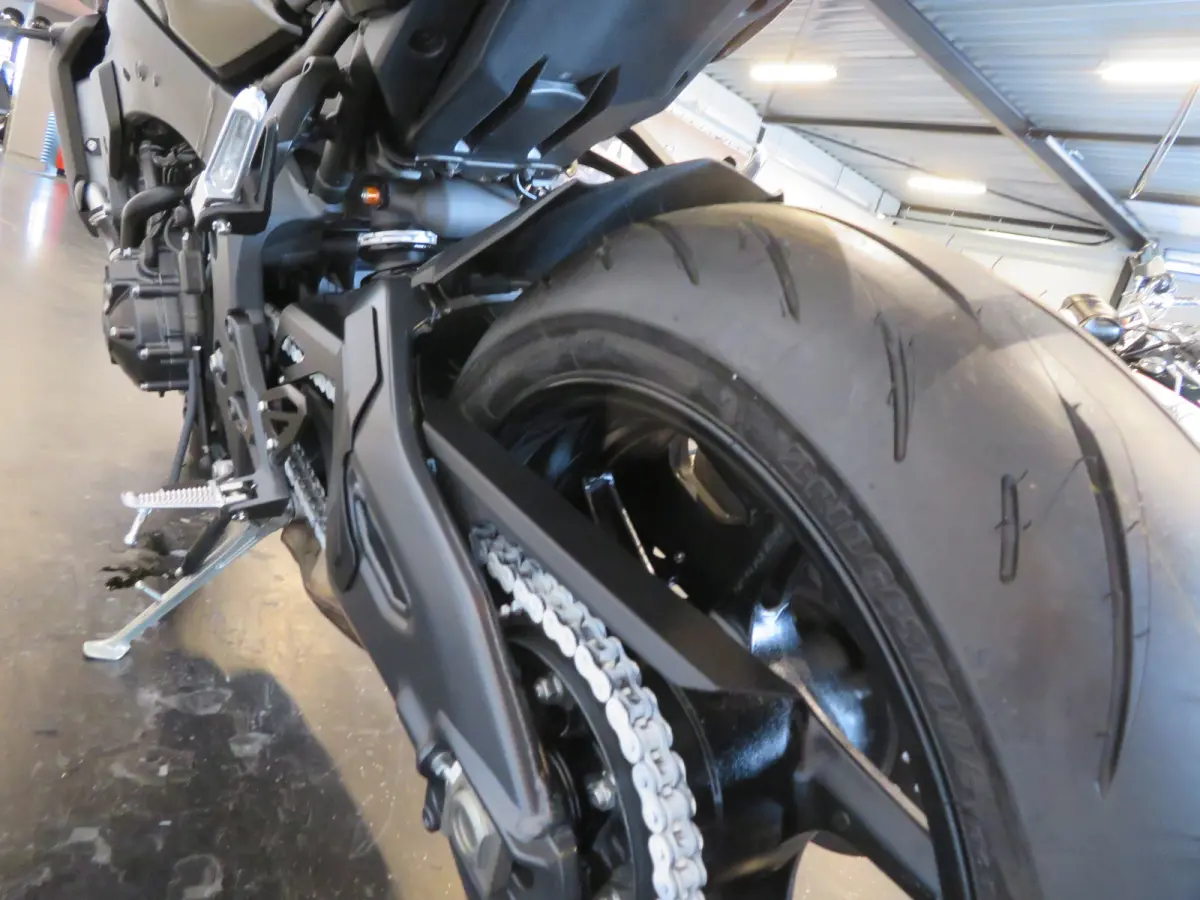 MT-10 TECH-BLACK