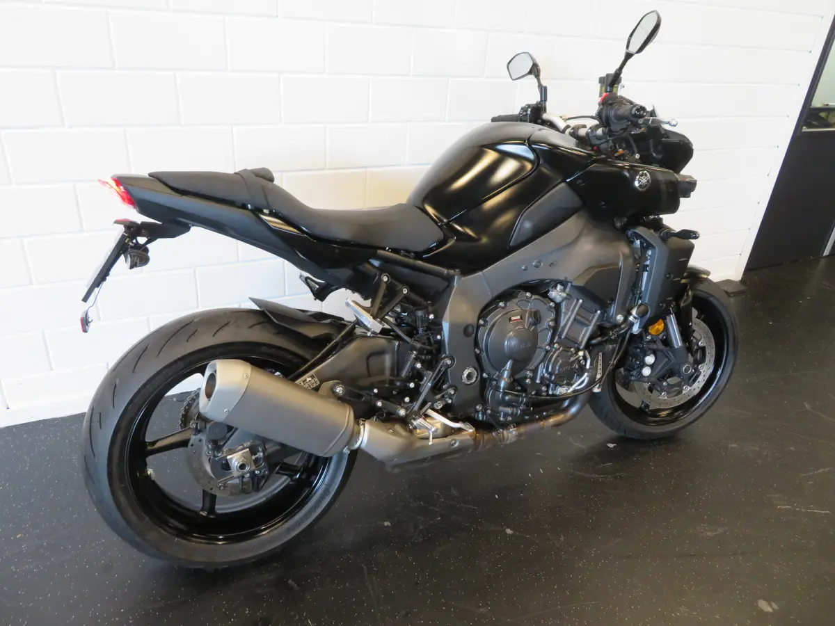 MT-10 TECH-BLACK