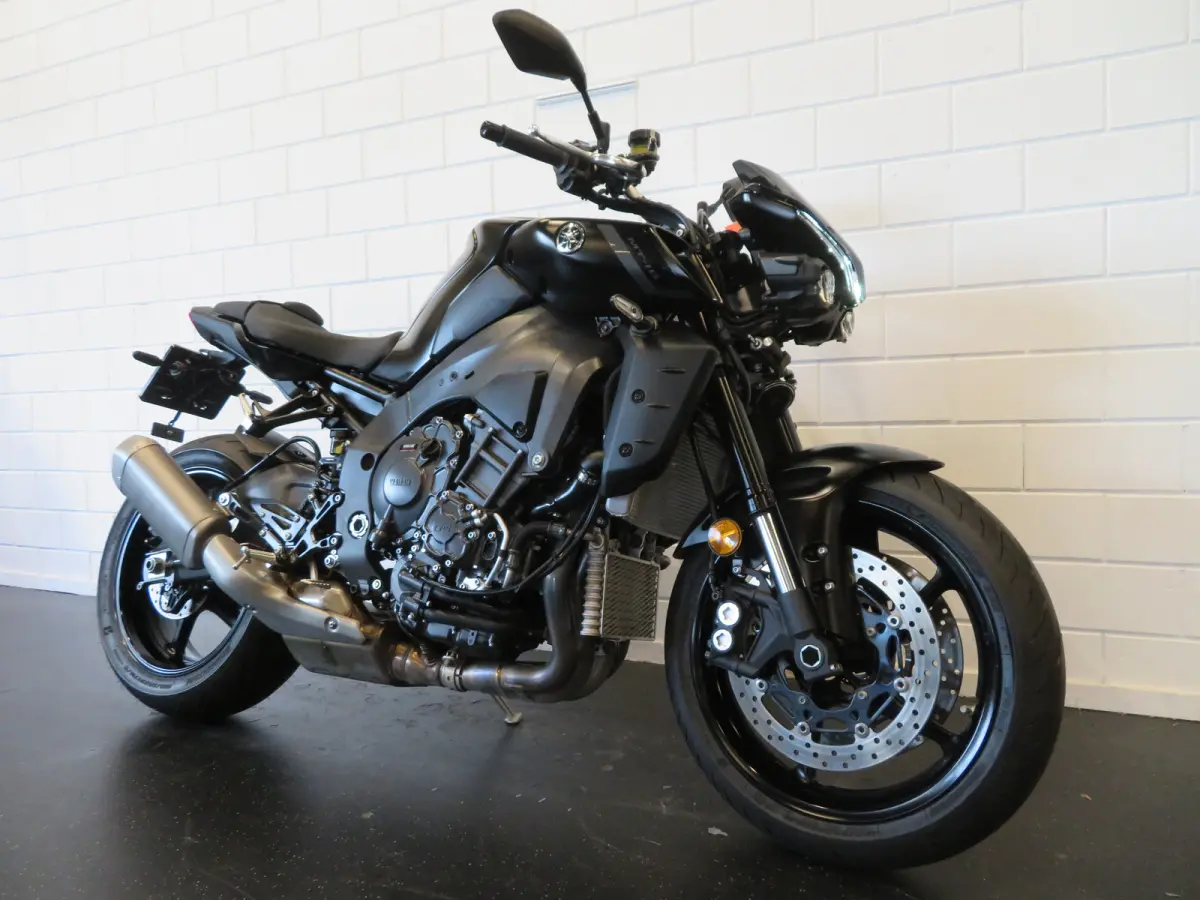 MT-10 TECH-BLACK