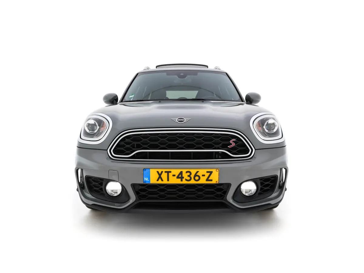 Mini 2.0 Cooper S Knightsbridge Edition Aut. *PANO |  LEATHER | FULL-LED | HARMAN/KARDON-AUDIO | HEATED-SPORTSEATS | KEYLESS | CAMERA | AMBIENT-LIGHT | NAVI-FULLMAP | HEAD-UP | PRIVACY-GLASS