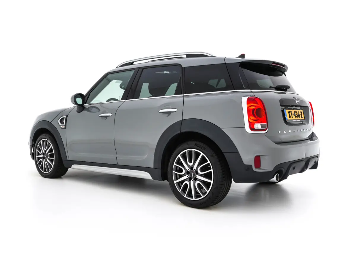 Mini 2.0 Cooper S Knightsbridge Edition Aut. *PANO |  LEATHER | FULL-LED | HARMAN/KARDON-AUDIO | HEATED-SPORTSEATS | KEYLESS | CAMERA | AMBIENT-LIGHT | NAVI-FULLMAP | HEAD-UP | PRIVACY-GLASS