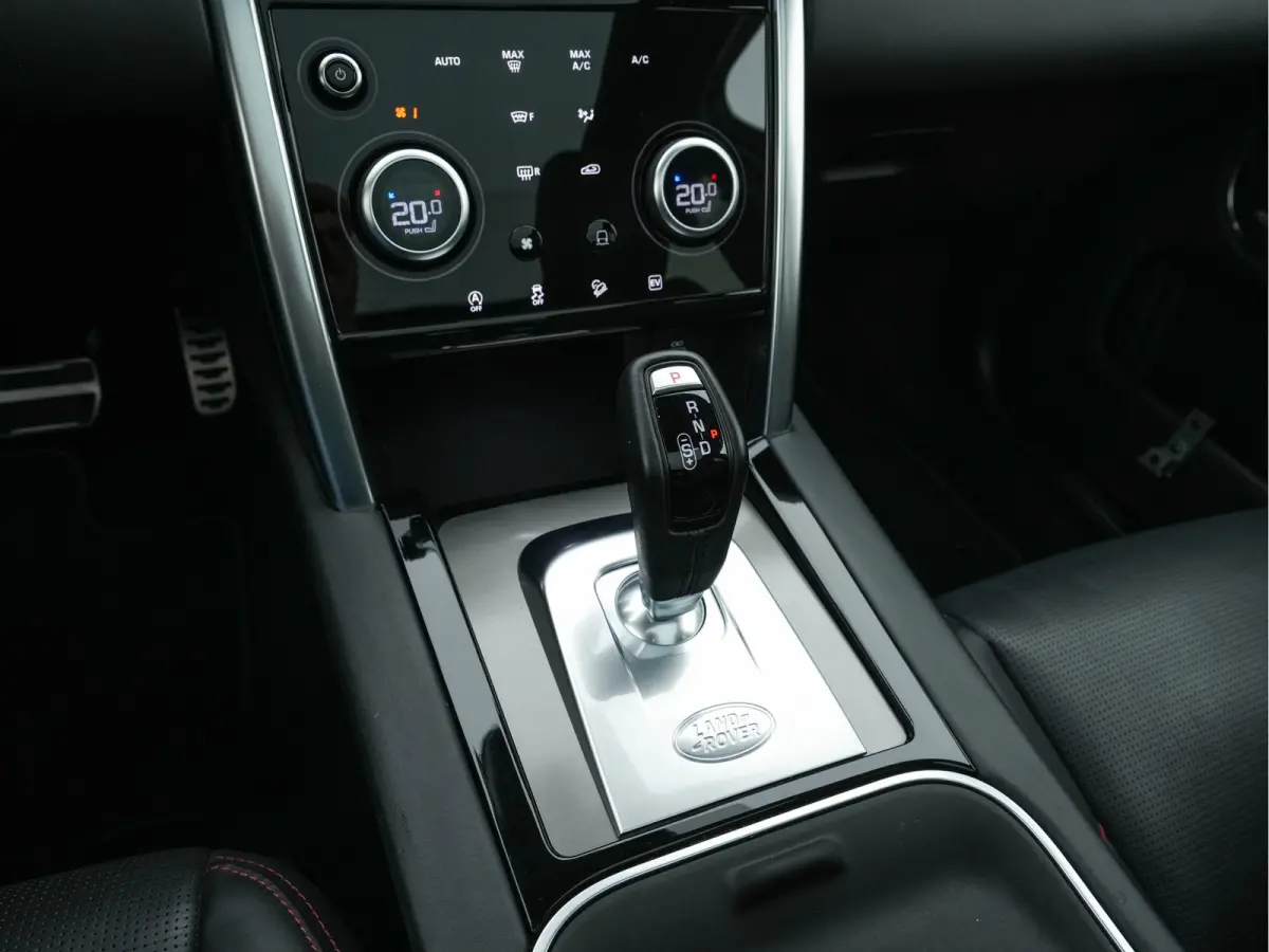 P300e 1.5 R-Dynamic Sportpack HSE AWD (INCL-BTW) *PANO | LEATHER | MERIDIAN-AUDIO | FULL-LED | MEMORY-PACK | DIGI-COCKPIT | NAVI-FULLMAP | CAMERA | KEYLESS | PRIVACY-GLASS | DAB | SHIFT-PADD